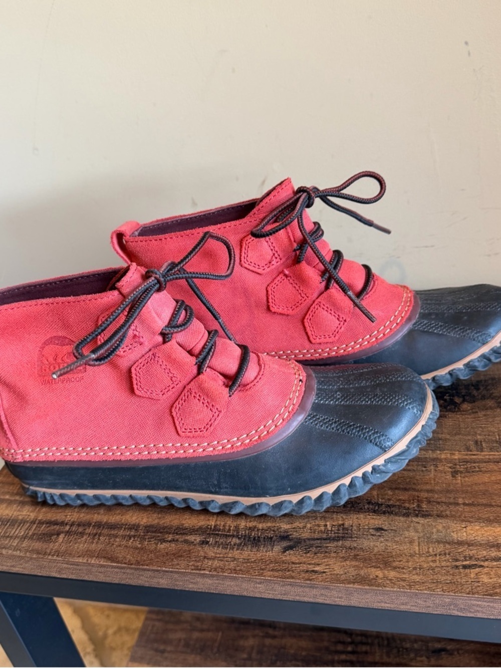 Sorel Out and About Gypsy bootie Size 8